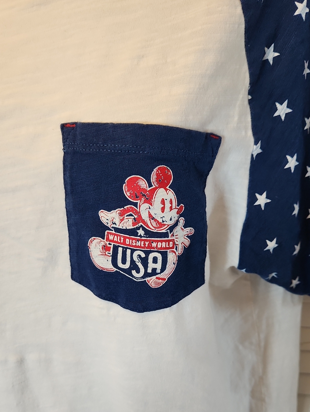 Disney Patriotic T-shirt Size Medium